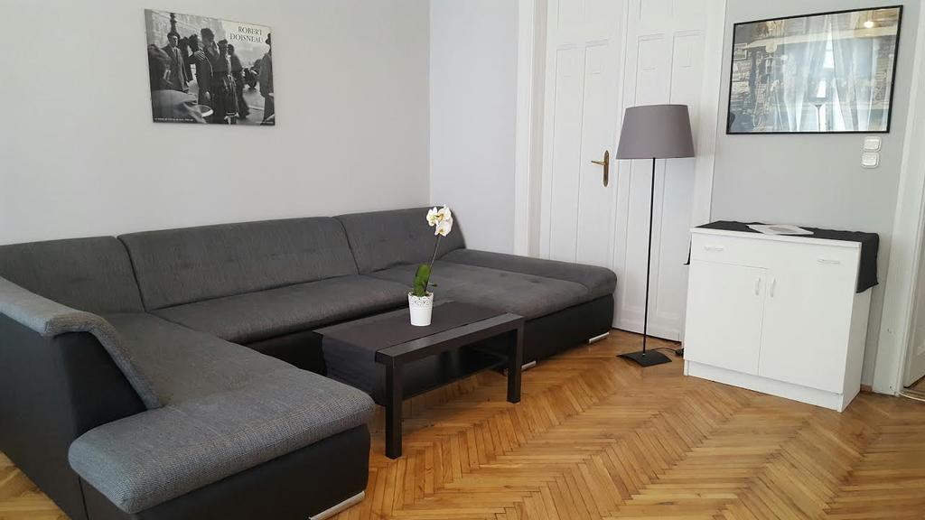 شقة Hello Tourist Flat بودابست المظهر الخارجي الصورة